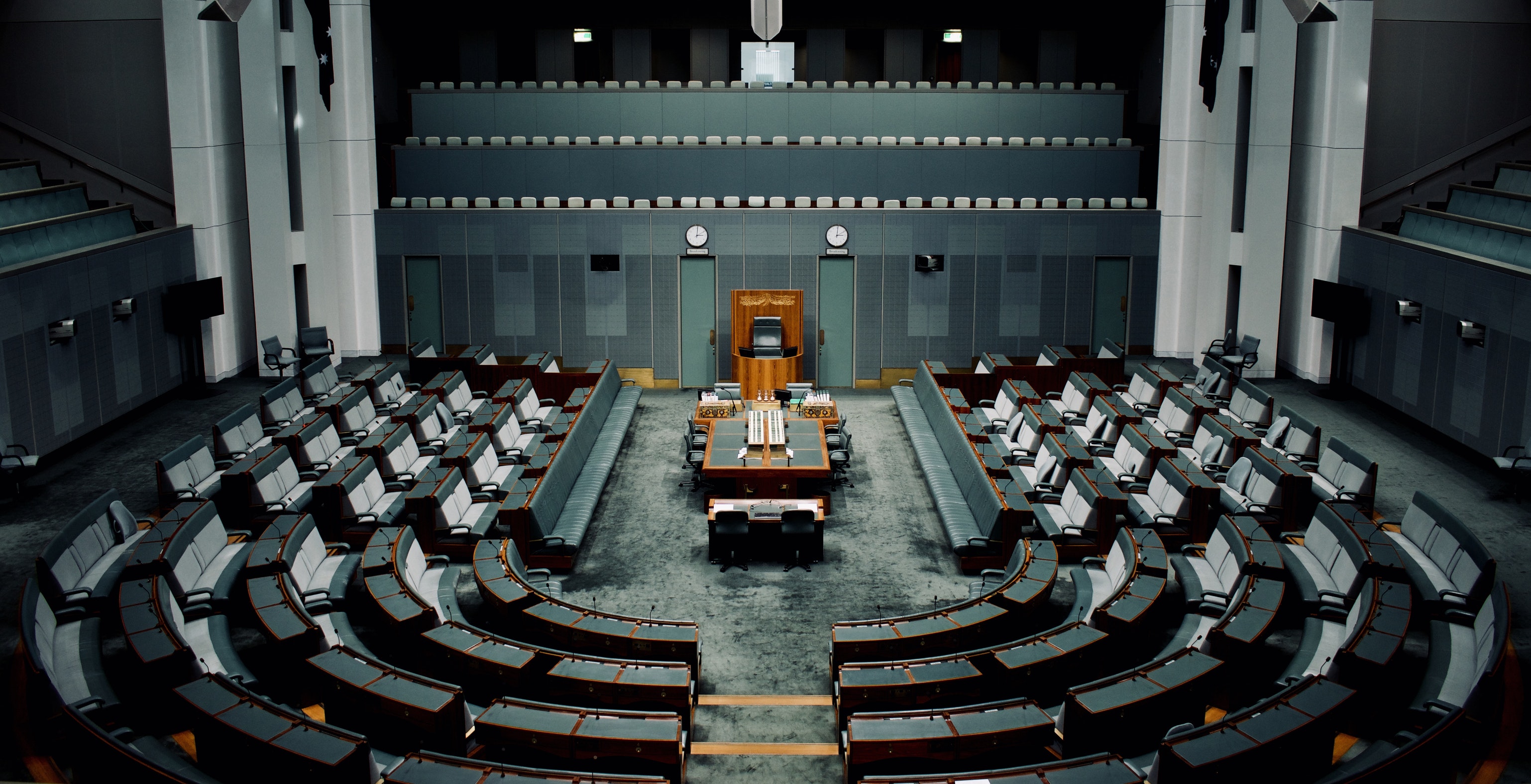 INSIDE THE ‘CANBERRA BUBBLE’: THE EVOLUTION OF QUESTION TIME